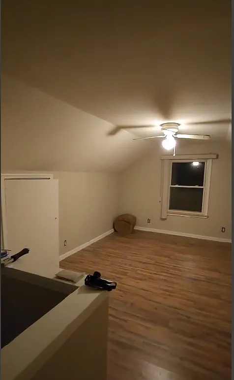 4 bed, 944 sqft, $1,850 — Photo 2