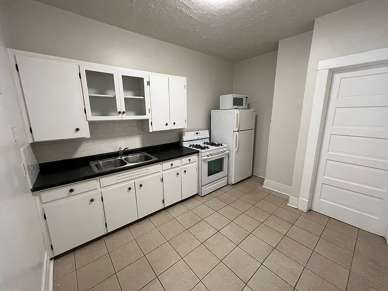 2917 Jackson St — Photo 18