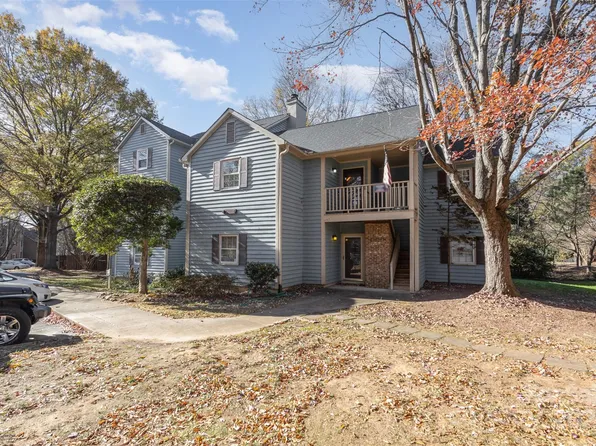 3300 Selwyn Farms Ln APT 4, Charlotte, NC 28209