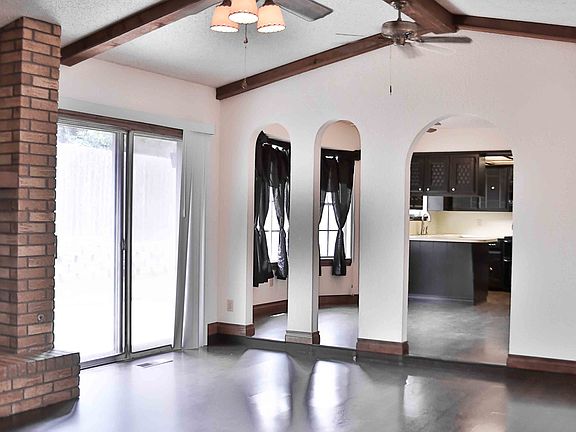 4th image of 324 W Grand Teton Ct