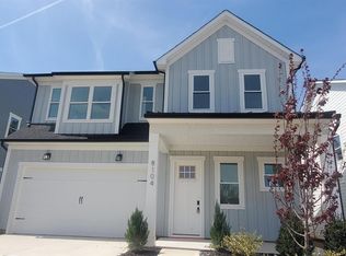 8104 Eliot St, Matthews, NC 28105