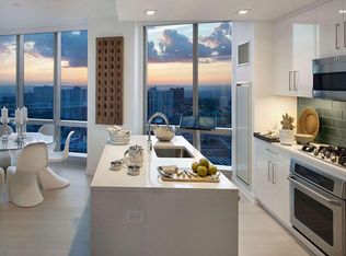 2150 N Central Rd PENTHOUSE 1E, Fort Lee, NJ 07024