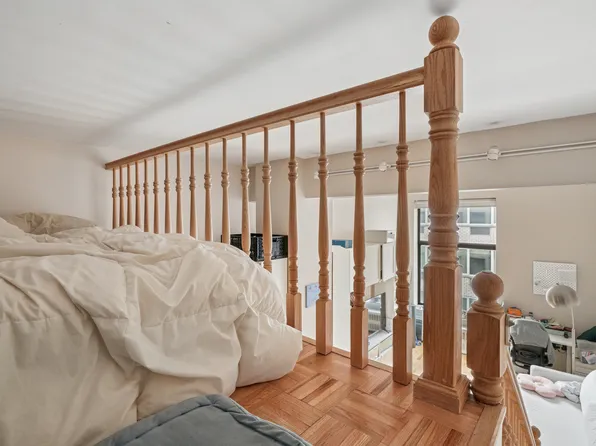 310 East 23rd Street image 8 of 11