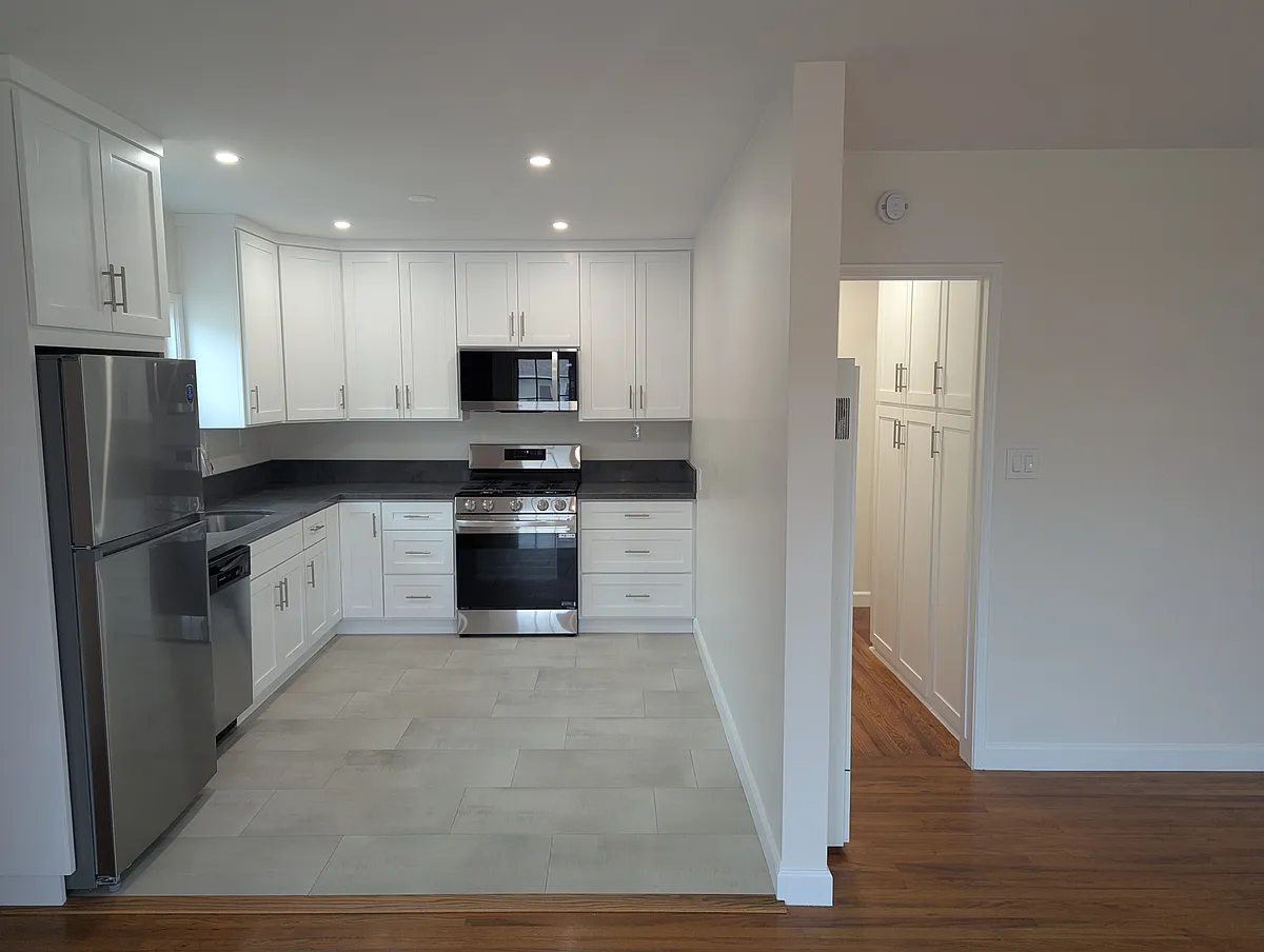 Building Photo - 1816 S Tremont St #1816