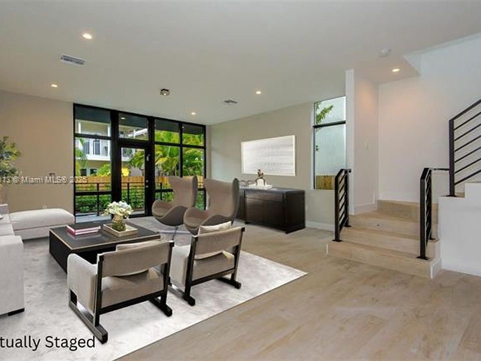 1st image of 3150 New York St #0
