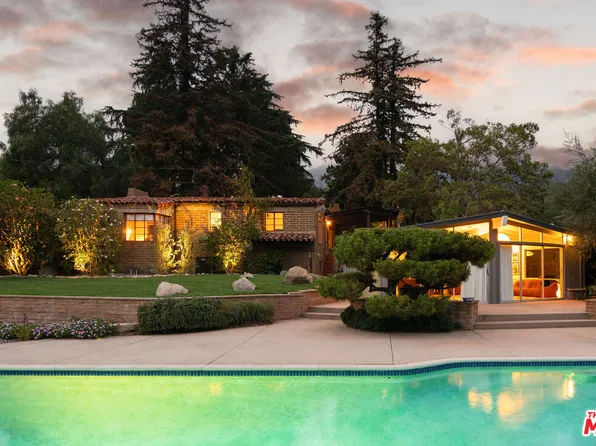 2315 Los Amigos St, La Crescenta, CA 91214