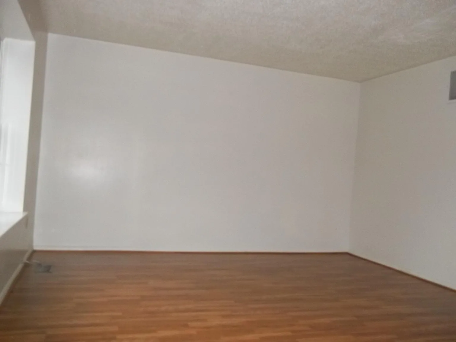 3 bed, 1548 sqft, $2,400 — Photo 4