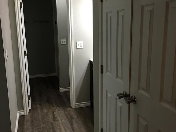 5th image of 1342 Coffee St APT 1