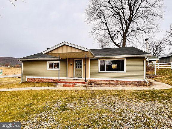 3rd image of 104 Apple Butter Rd