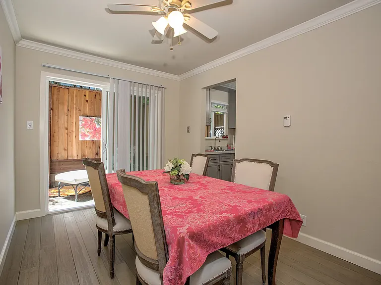 Sunnyvale Terrace Apartments — Photo 31