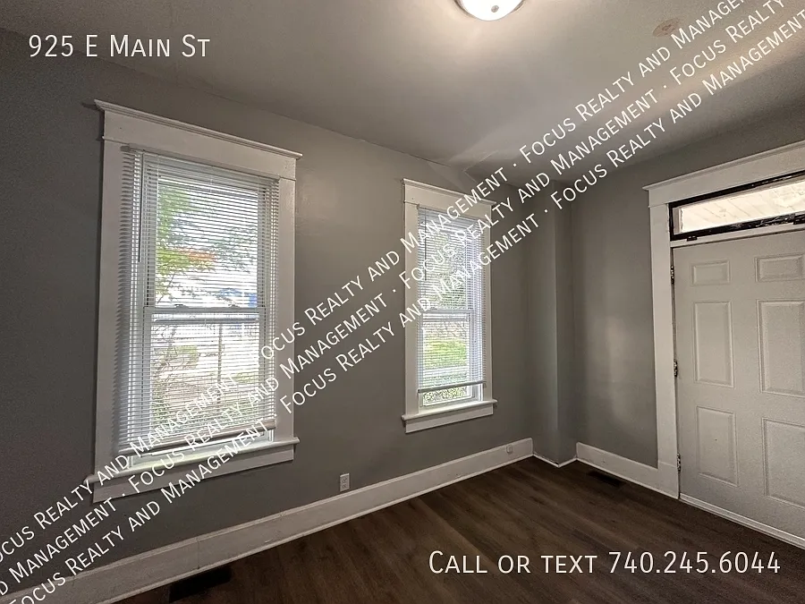 4 bed, 2.0 bath, $1,275 — Photo 2