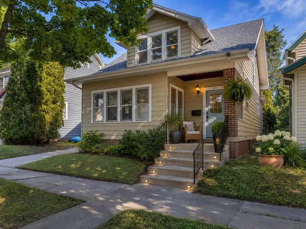 930 Logan AVENUE, Sheboygan, WI 53081