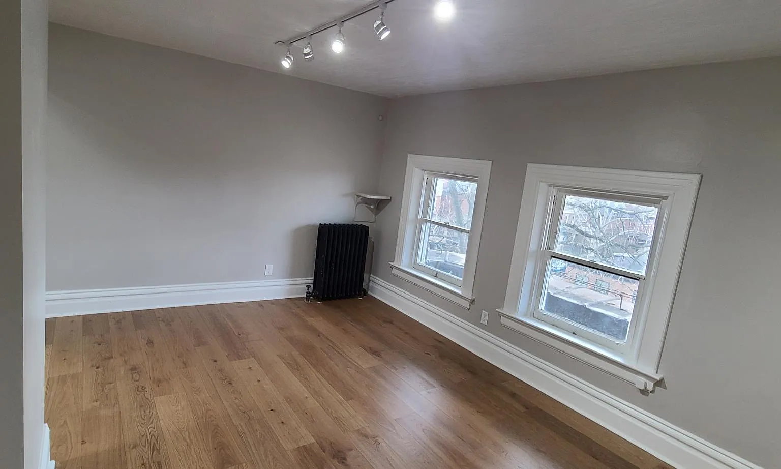 Studio, $1,095 — Photo 1