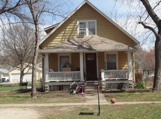 1512 Juniper Ave, Crete, NE 68333