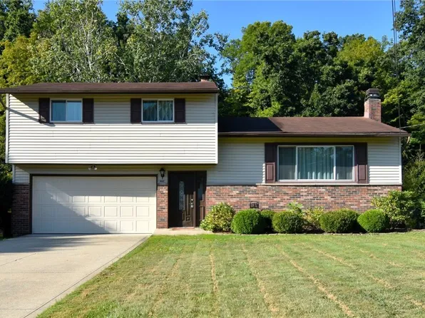 10098 Belmeadow Dr, Twinsburg, OH 44087