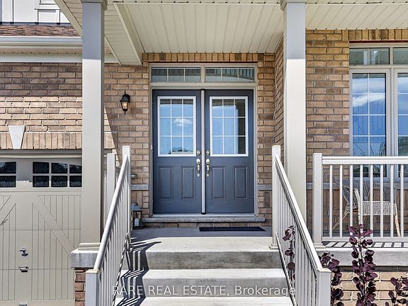 5th image of 130 Victoria Wood Ave