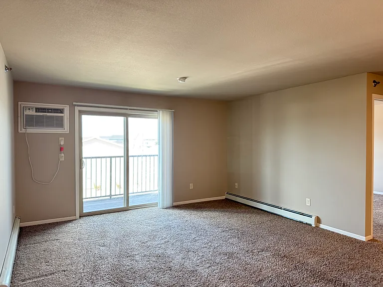 Aspen Trail Apartments — Photo 27