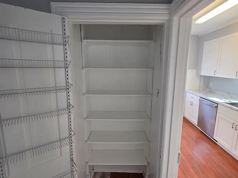 146 E 2nd St #2 — Photo 16