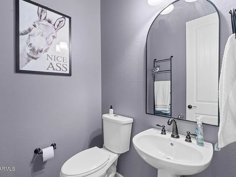 3781 E Chestnut Ln — Photo 30