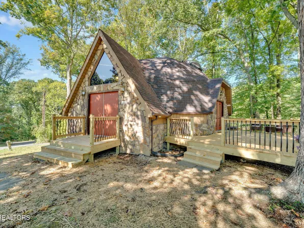 623 Dover Ave, Mount Carmel, TN 37645
