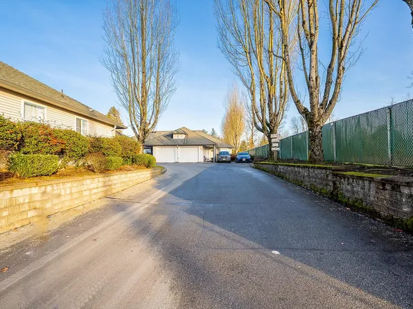 9088 Holt Rd #1, Surrey, BC V3V 4H3