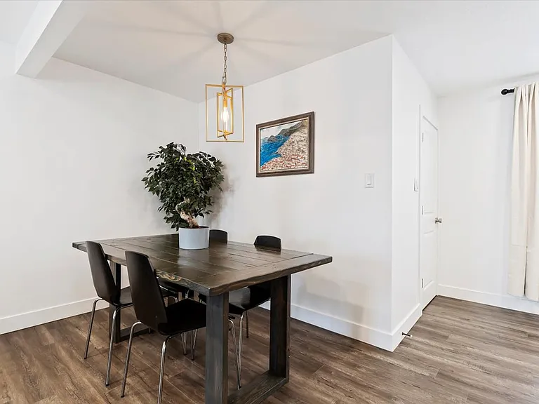 5750 S 4060 W — Photo 6