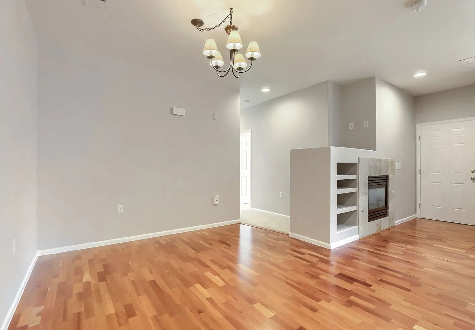 2 bed, 2.0 bath, 1013 sqft, $2,275 — Photo 4