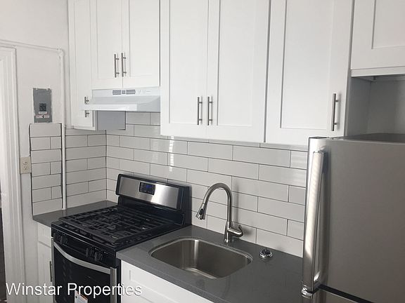 3rd image of 1017 S Kingsley Dr #3586799