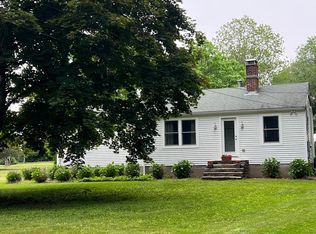 622 Horse Pond Rd, Madison, CT 06443