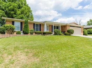 1517 Huncker Dr, Saint Charles, MO 63301