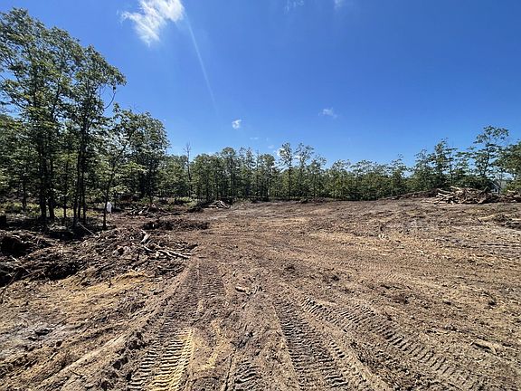 3rd image of 1593 Deerfield Rd