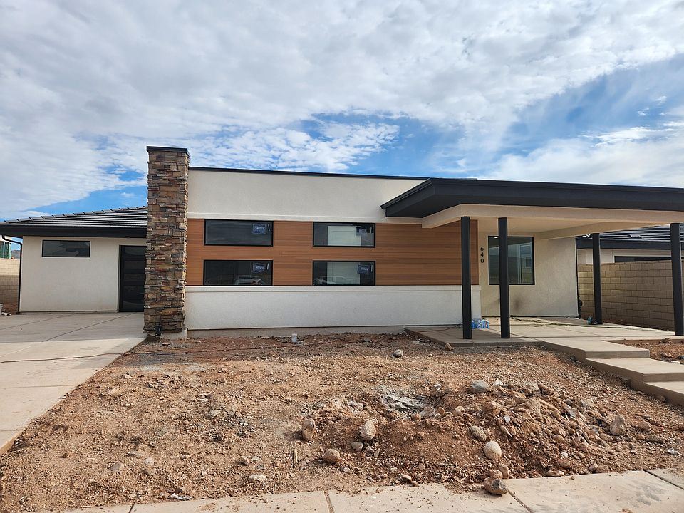 2nd image of 640 W Spring Lily Dr Lot 334