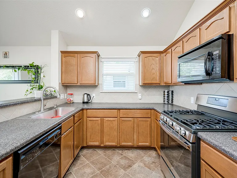 2408 Elara Dr — Photo 5