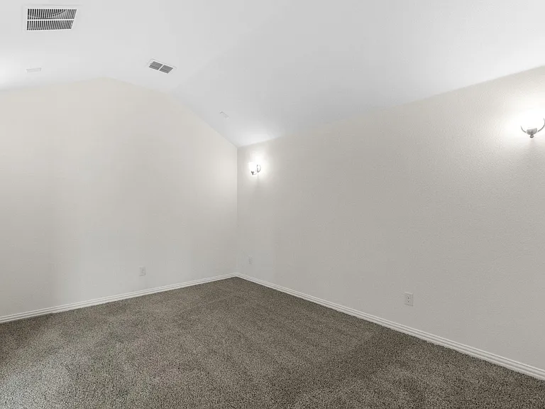 1705 Medina Ln — Photo 18