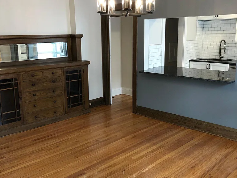 4513 Bryant Ave S #4 — Photo 2