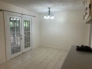 4 bed, 2.0 bath, 1242 sqft, $1,495 — Photo 3