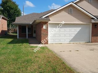 4220 SW 33rd Ter, Topeka, KS 66614