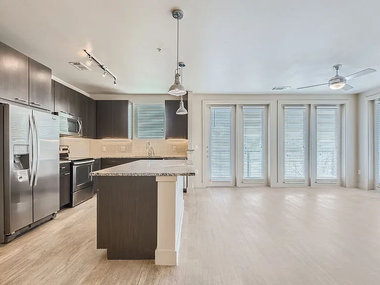 The Lucas Apartments — Photo 20