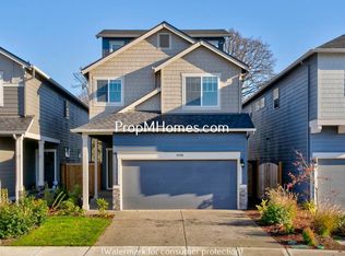 8560 SW Schmidt Loop, Tigard, OR 97224