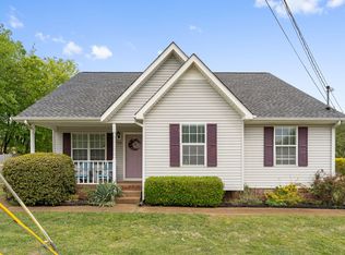 115 Gordon Ter, Columbia, TN 38401