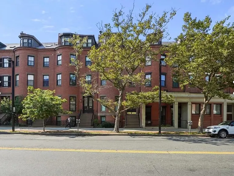 613 Tremont St #4 — Photo 15