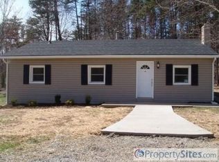 5111 Lewis Rd, Roanoke, VA 24014