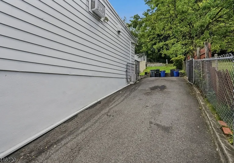 137 New St #1 — Photo 3