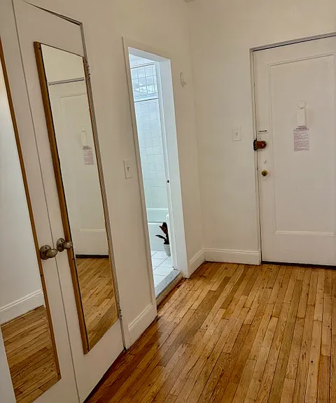 312 W 23rd St #3L — Photo 4
