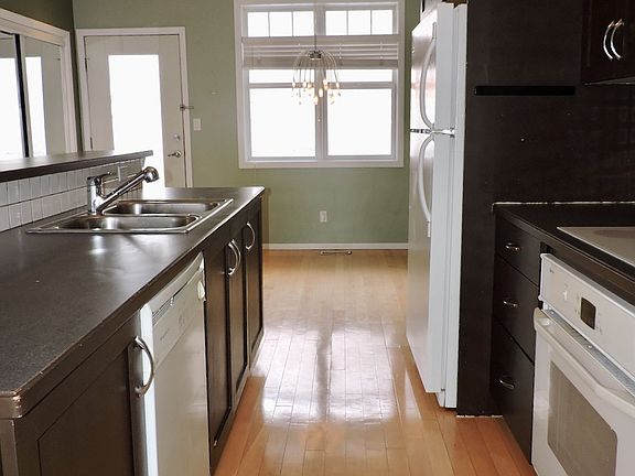 307 9828 112 ST new photos - 9_02102021