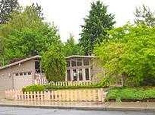 1204 1st St, Wenatchee, WA 98801