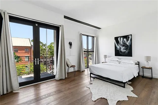 618 N Rampart St #201 — Photo 21