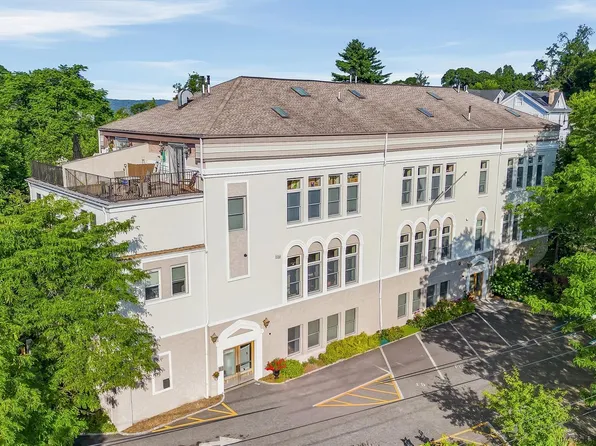 88 Broadway #PH4, Ossining, NY 10562