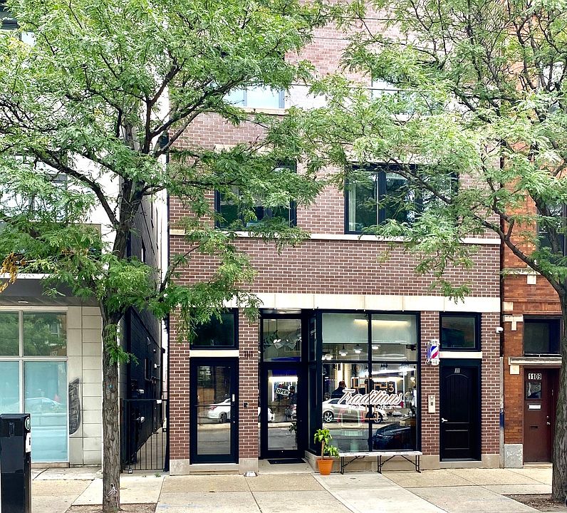1st image of 1111 N Ashland Ave Unit 1R
