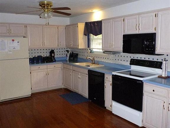 4th image of 6255 Rivercliff Ln